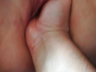 Gape my humungous slit