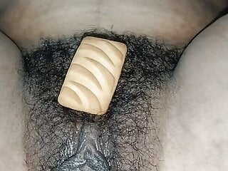 Desi badi bhu ki chut ne biscuit khaya